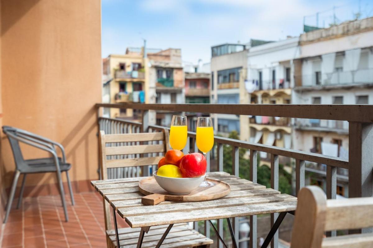 Lodging Apartments Liceu G1 Barcellona Esterno foto
