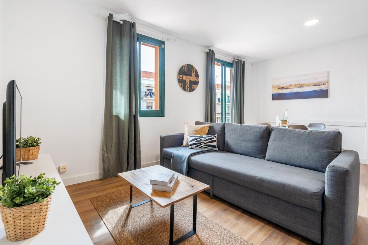 Lodging Apartments Liceu G1 Barcellona Esterno foto