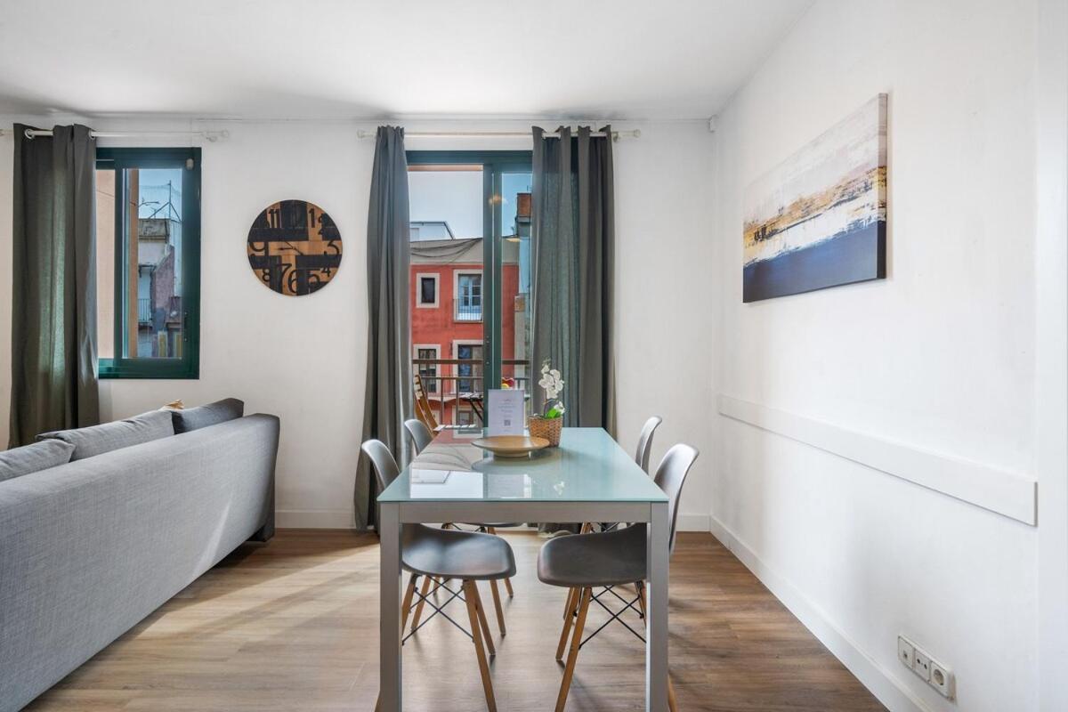 Lodging Apartments Liceu G1 Barcellona Esterno foto